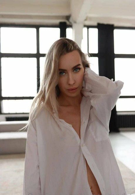 sweet sandra hd star pictures