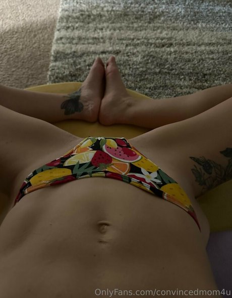 Convincedmom4u model nudes archive