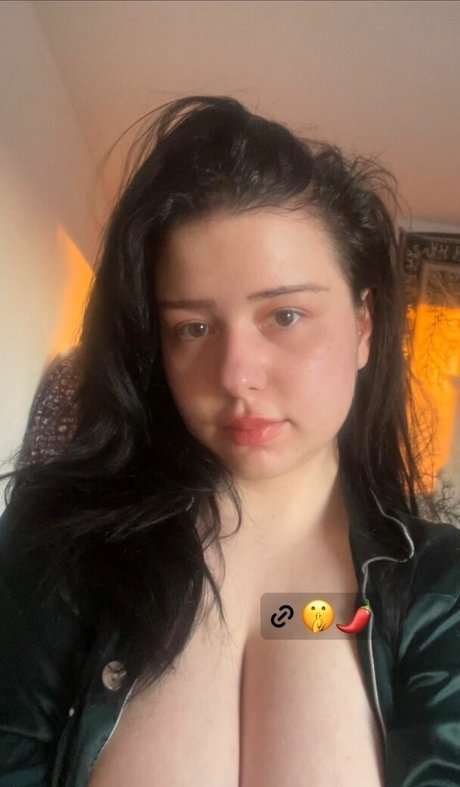 Daphne Dietz adult star photos