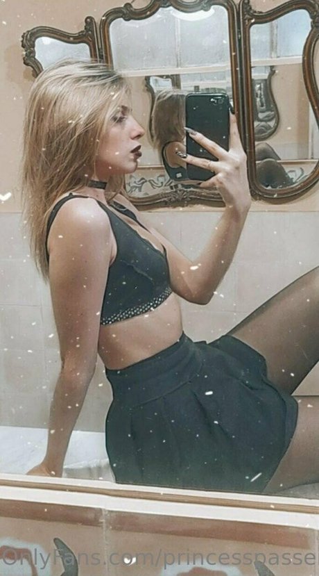 princesspassengerr model sex img