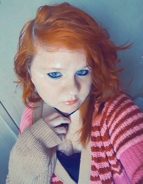 rhiannonmz hot model picture