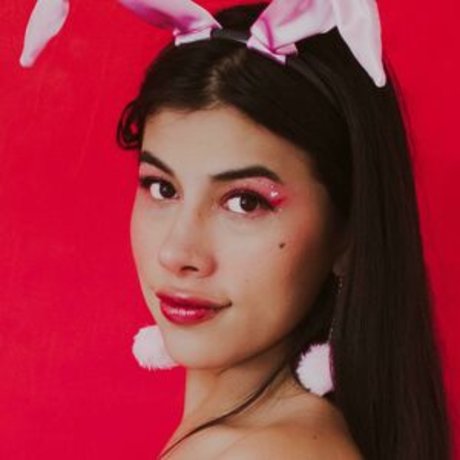 Dani parkerr art star photo