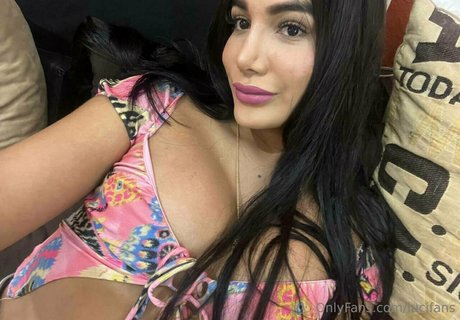 lucifans erotic actress picture