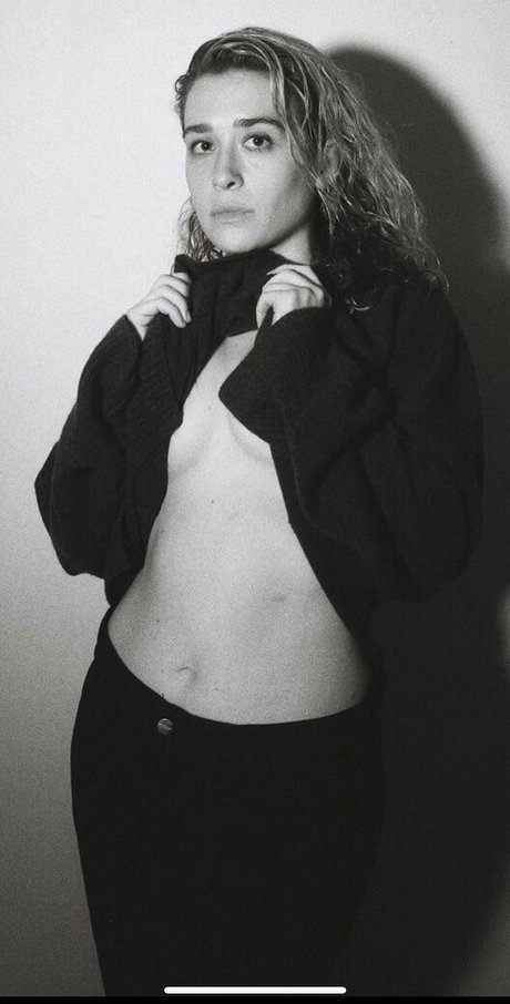 Blondshell model hd archive