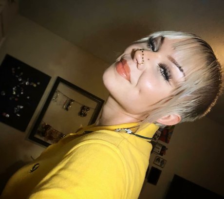 Danni Kancho model xxx image