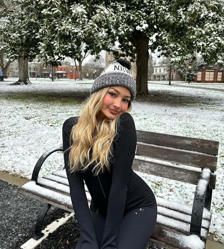 Ava Alfaro star perfect photo