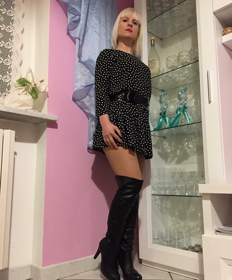 Anya87 model adult pics