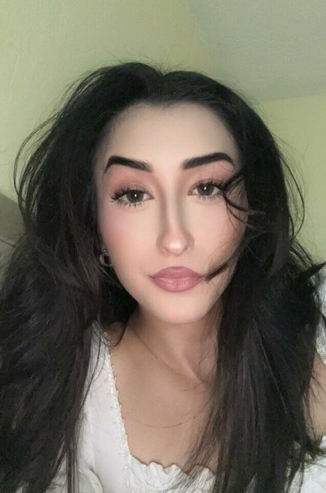 heavenlybarbiie adult model images