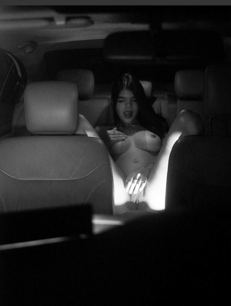 Vitoria Bastos star high quality archive