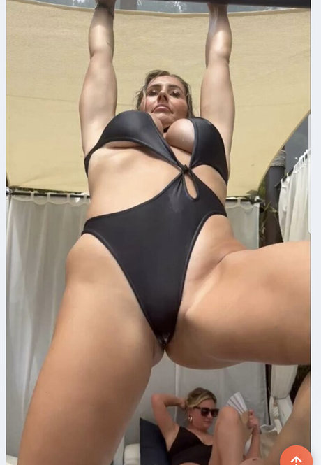 Northants model free images