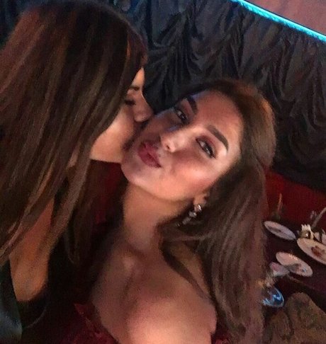 Valeriia Simavonian erotic star gallery