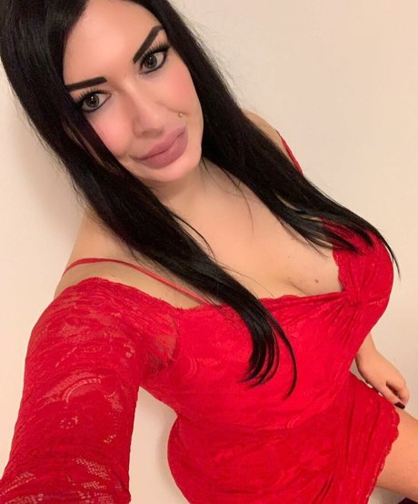 elisabetta mediterraneagirl pretty pornstar photo