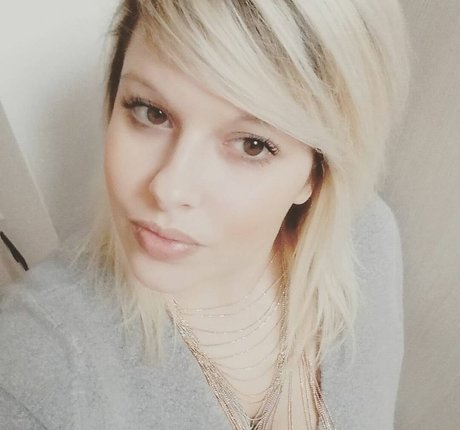 Valentina Morselli star art images