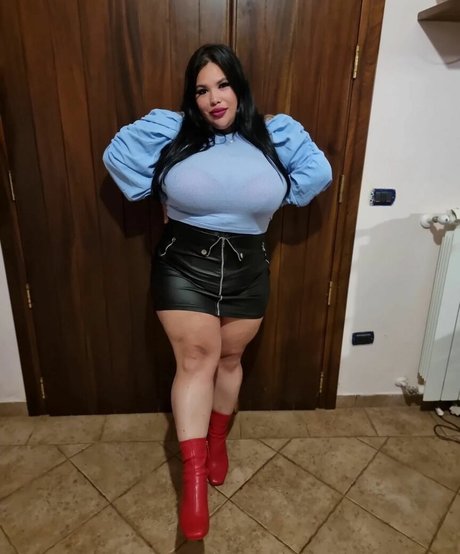 Naty Mari porn actress archive