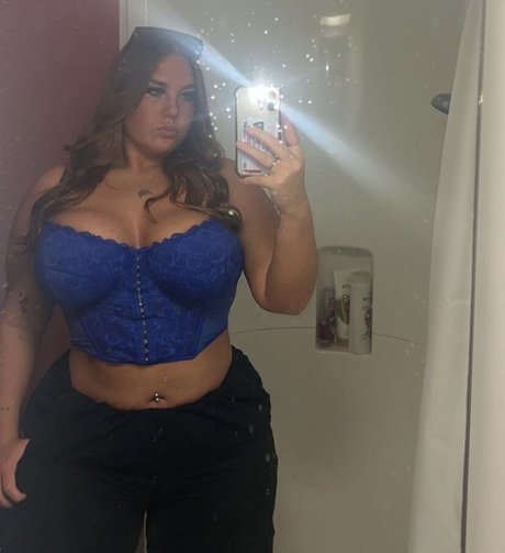 ellierobsxx nice pornstar photo