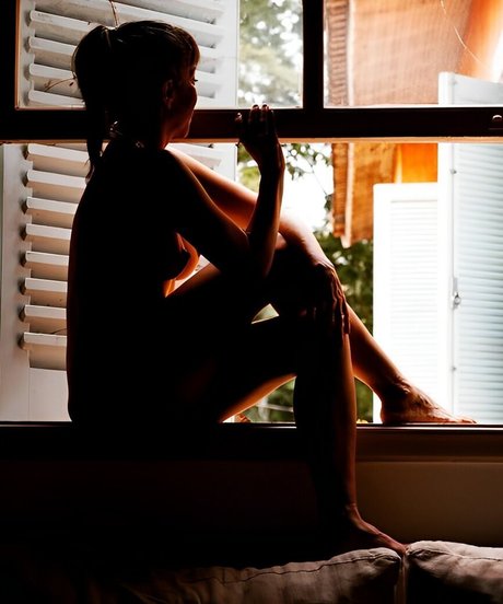 Krishna Mahon pornstar hot image