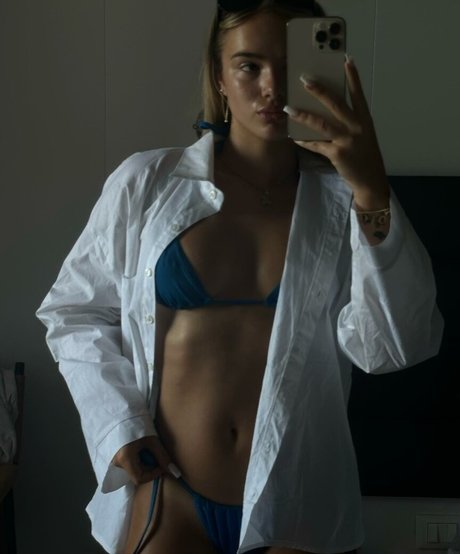 Kaci Conder art model photos