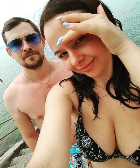 Elena M adult actress image