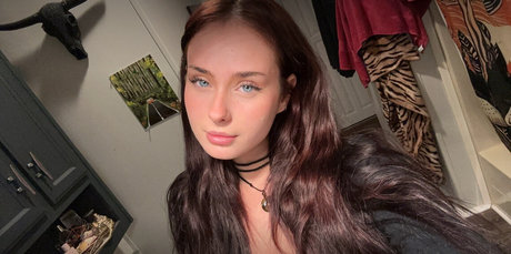 Autumn Gordon pornstar nudes images