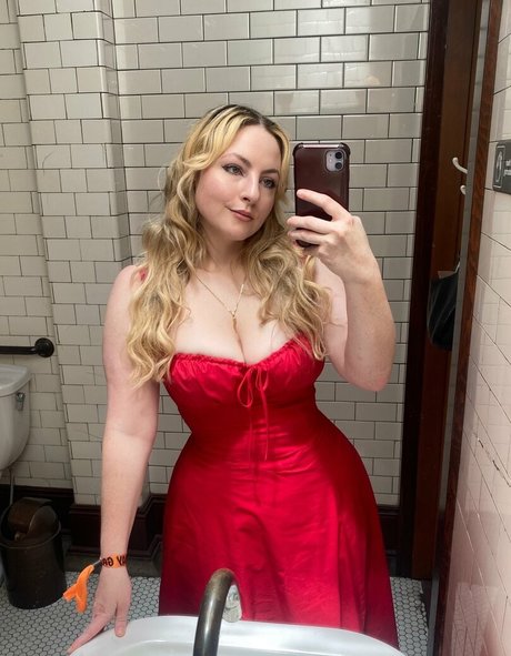 _madisontayt naked model gallery