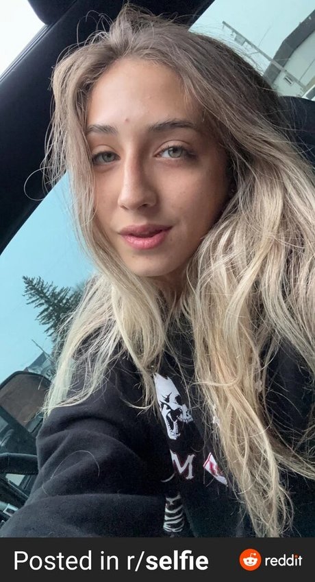 YellowMinimum6204 xxx model pictures