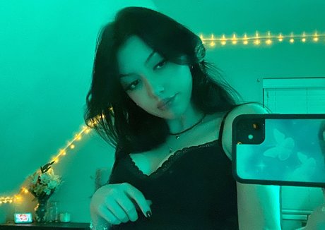 Madelinolivia Profile pic