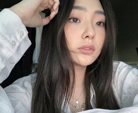 esblee naked star picture