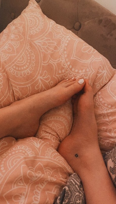 luliary art model images