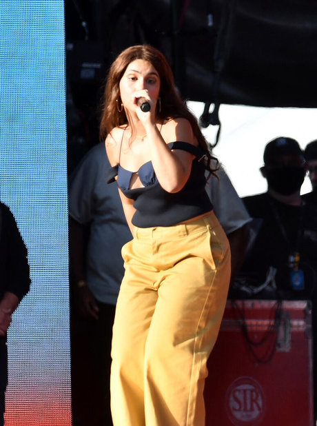 Alessia Cara pornstar nice images