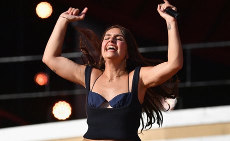 Alessia Cara model nude gallery