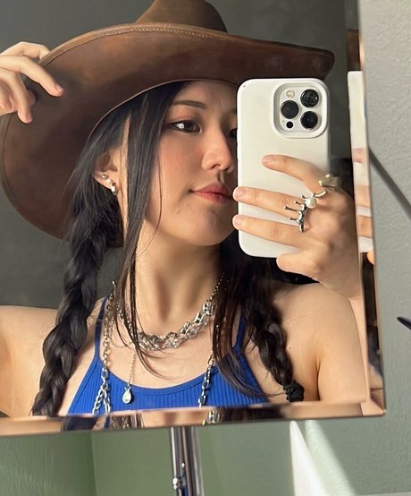 JisuArtist perfect pornstar picture