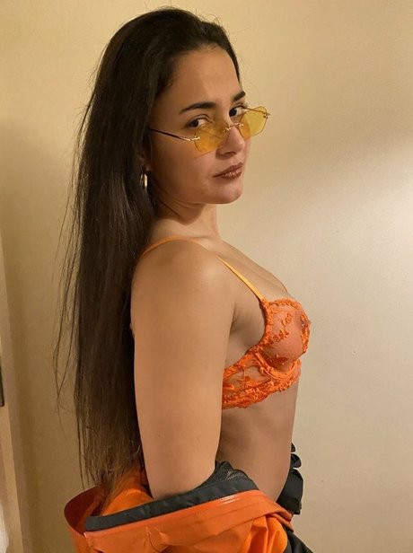 Nuria Millan_ pretty pornstar photos