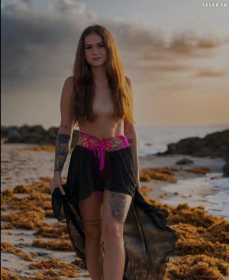 Chalina l model image