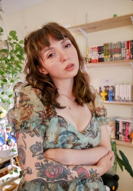 Qcknd pornstar exclusive image