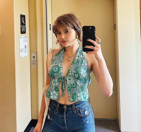 Kerri Medders xxx model photo