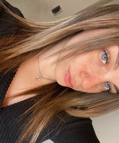 Micaela Perlezzi pornstar erotic gallery