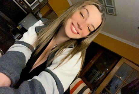 Micaela Perlezzi nudes actress images