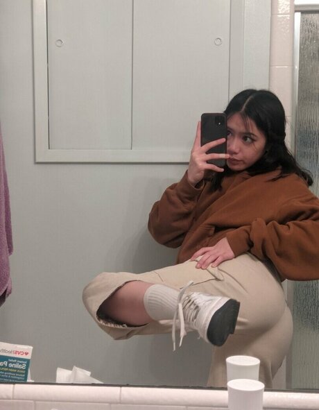 Snoejays exclusive model photos