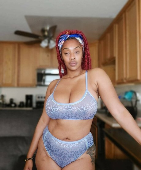 LavendaMonroe adult star image