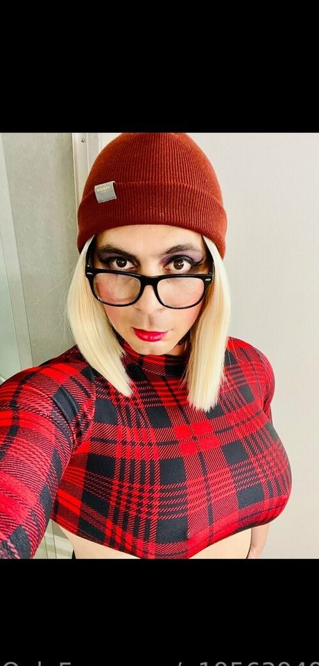 qosrachelcd nudes model photos