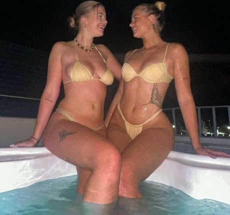 Bouncyloon pornstar art image