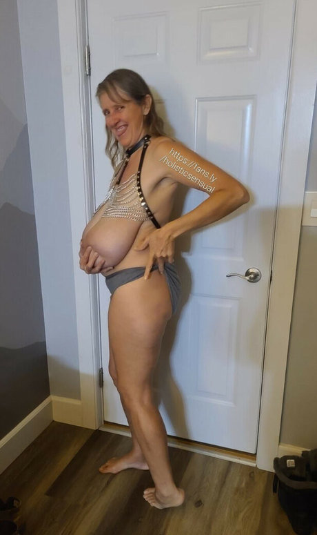 Busty Petra model best photos