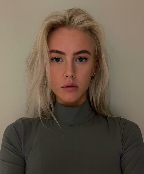 Its Emma 18 star high quality gallery