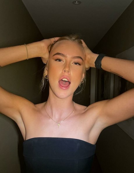 Its Emma 18 star nude pics