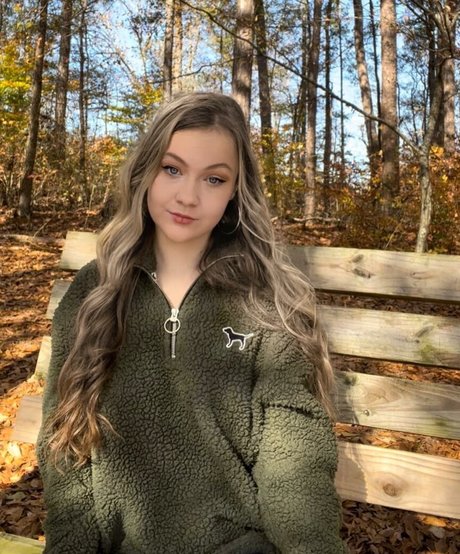 melissapreslee model best picture