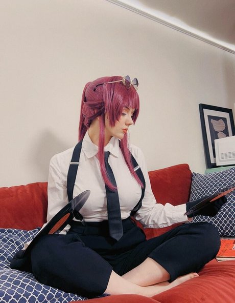 awesomi actress image