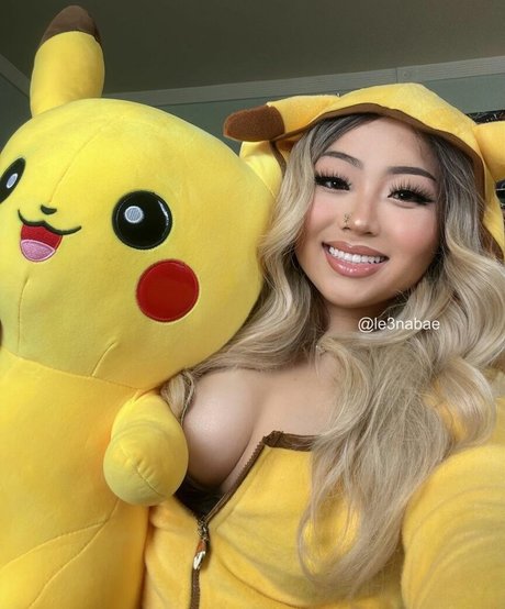 Le3nabae model hd img