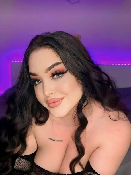 fantasylucy model sex photos