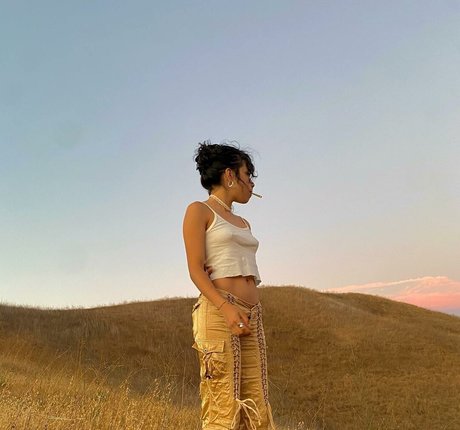 nosheylin pornstar pretty galleries