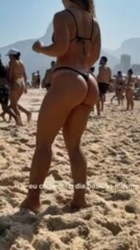 Julia Giannella star hot pics